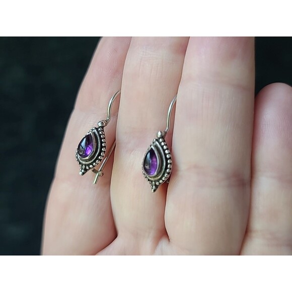 925 Sterling Silver Amethyst Dangling Pierced Teardrop Shaped Earrings Vintage - Picture 1 of 10